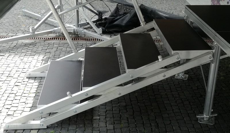 TS3 Schody sklopné 4-stupňové